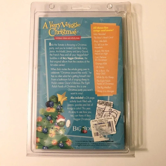 Veggie Tales A Very Veggie Christmas CD Christmas Album And Activity Book - Picture 3 of 16